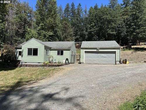 13511 S Freeman Rd, Mulino, OR, 97042-8637 | Card Image