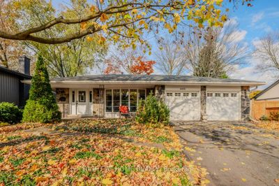 4455 Rogers Rd, House other with 3 bedrooms, 2 bathrooms and 4 parking in Burlington ON | Image 1