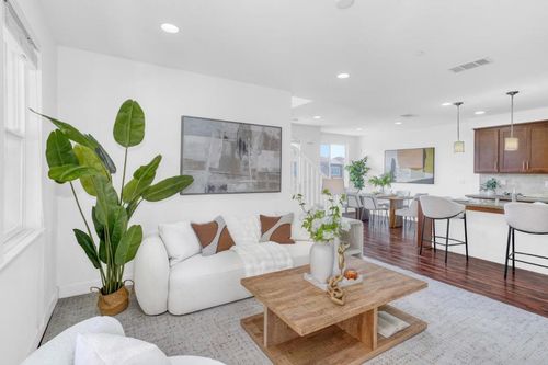 1793 Lee Way, Milpitas, CA, 95035-9014 | Card Image