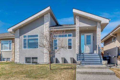 645 Country Meadows Close, Diamond Valley, AB, T0L2A0 | Card Image