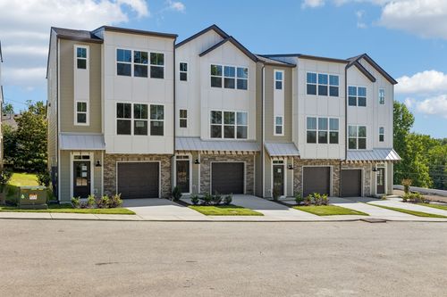 2004 Sonya Ter, Nashville, TN, 37209-5425 | Card Image