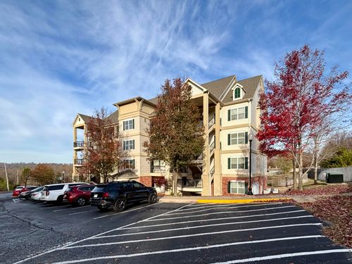 3830 Green Mountain Dr, Branson, MO, 65616-8593 | Card Image