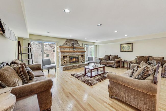 4238 N New England Ave, House other with 5 bedrooms, 3 bathrooms and 2 parking in Harwood Heights IL | Image 12