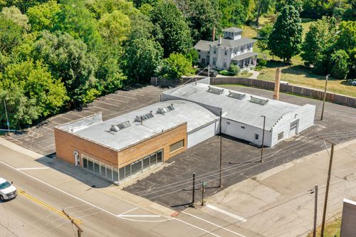 10400 Main Street, Richmond, IL, 60071 | Card Image