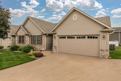 6-6 Northwest Crossing, Davenport, IA, 52806 | Card Image