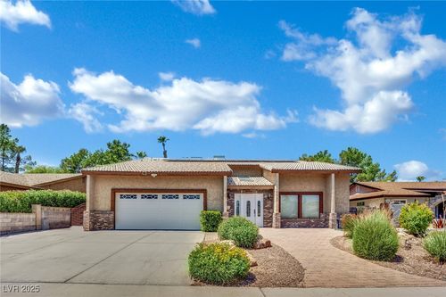 2233 Marlboro Dr, Henderson, NV, 89014-3771 | Card Image
