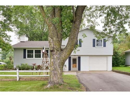 1370 8th Ave, Baldwin, WI, 54002-9363 | Card Image