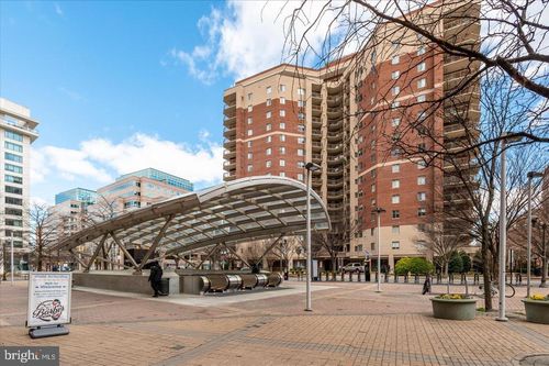 1108-901 N Monroe St, ARLINGTON, VA, 22201-2358 | Card Image