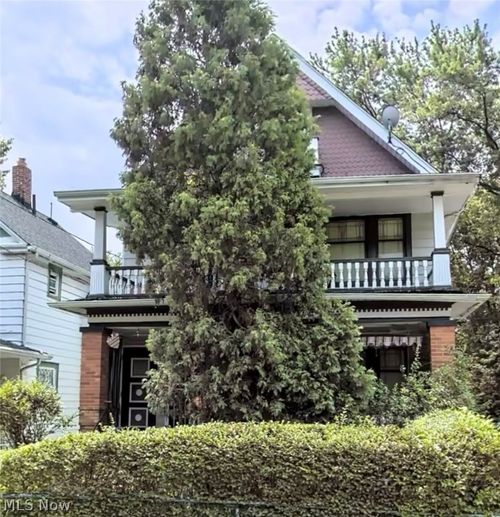 10904 Morison Ave, Cleveland, OH, 44108-3269 | Card Image