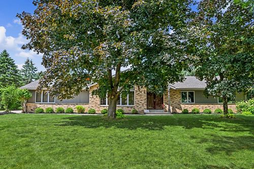 17850 St James Road, BROOKFIELD, WI, 53045 | Card Image