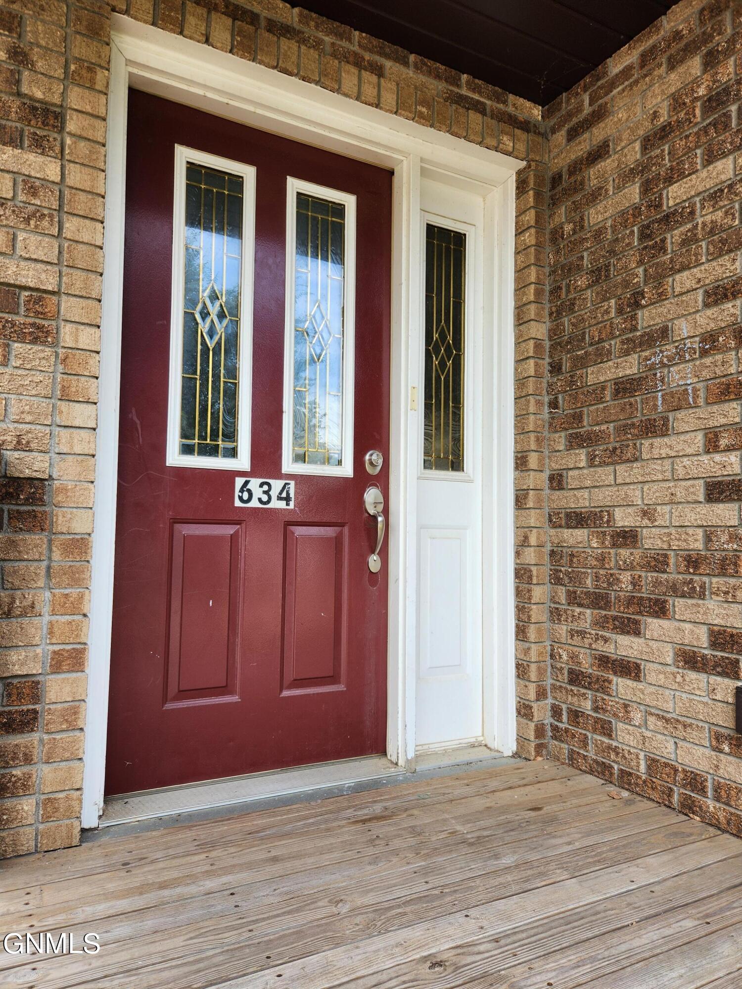 6th Ave, Mandan, ND 58554