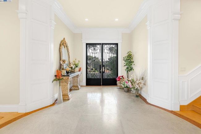 11 La Strada Ct, House other with 5 bedrooms, 5 bathrooms and 2 parking in Burlingame CA | Image 29