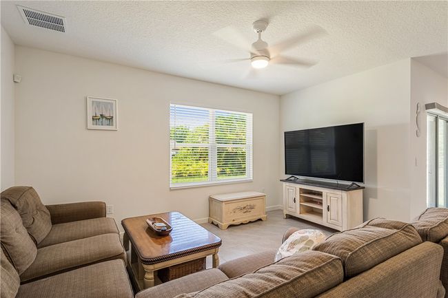 471 Midvale Ter, House other with 4 bedrooms, 2 bathrooms and null parking in SEBASTIAN FL | Image 7