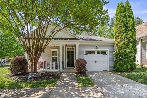 19303 Pocono Ln, Cornelius, NC, 28031-9405 | Card Image