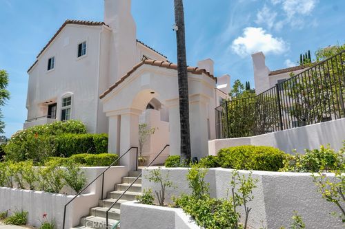 c-4341 Freedom Dr, Calabasas, CA, 91302-5126 | Card Image