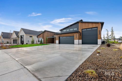 3415 N Harvest Moon Way, Eagle, ID, 83616-1289 | Card Image