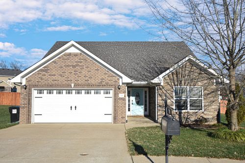 716 Elm St, Clarksville, TN, 37040-6242 | Card Image