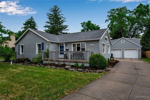 218 Garrison Rd, Amherst, NY, 14221-6940 | Card Image