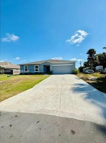 Residential Lease in Palm Bay 2