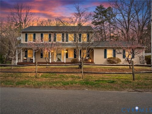 364 Poplar Dr, LOUISA, VA, 23093-5751 | Card Image