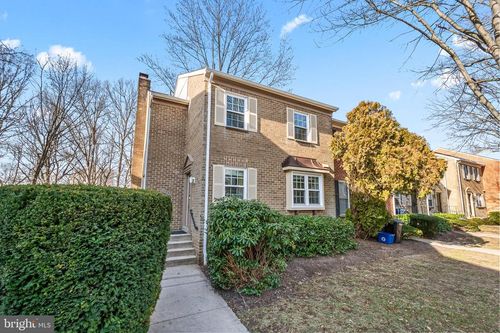 75-11867 Old Columbia Pike, SILVER SPRING, MD, 20904-1928 | Card Image