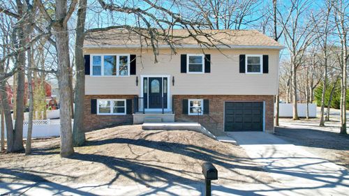 15 Wayne Dr, Somers Point, NJ, 08244-1625 | Card Image