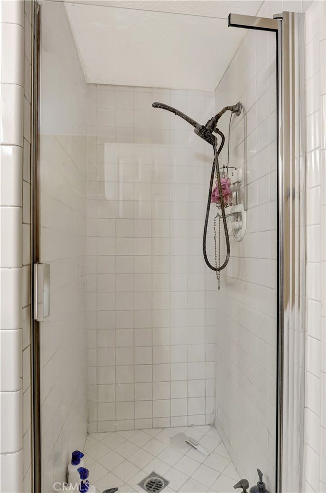 1st Floor Shower | Image 8