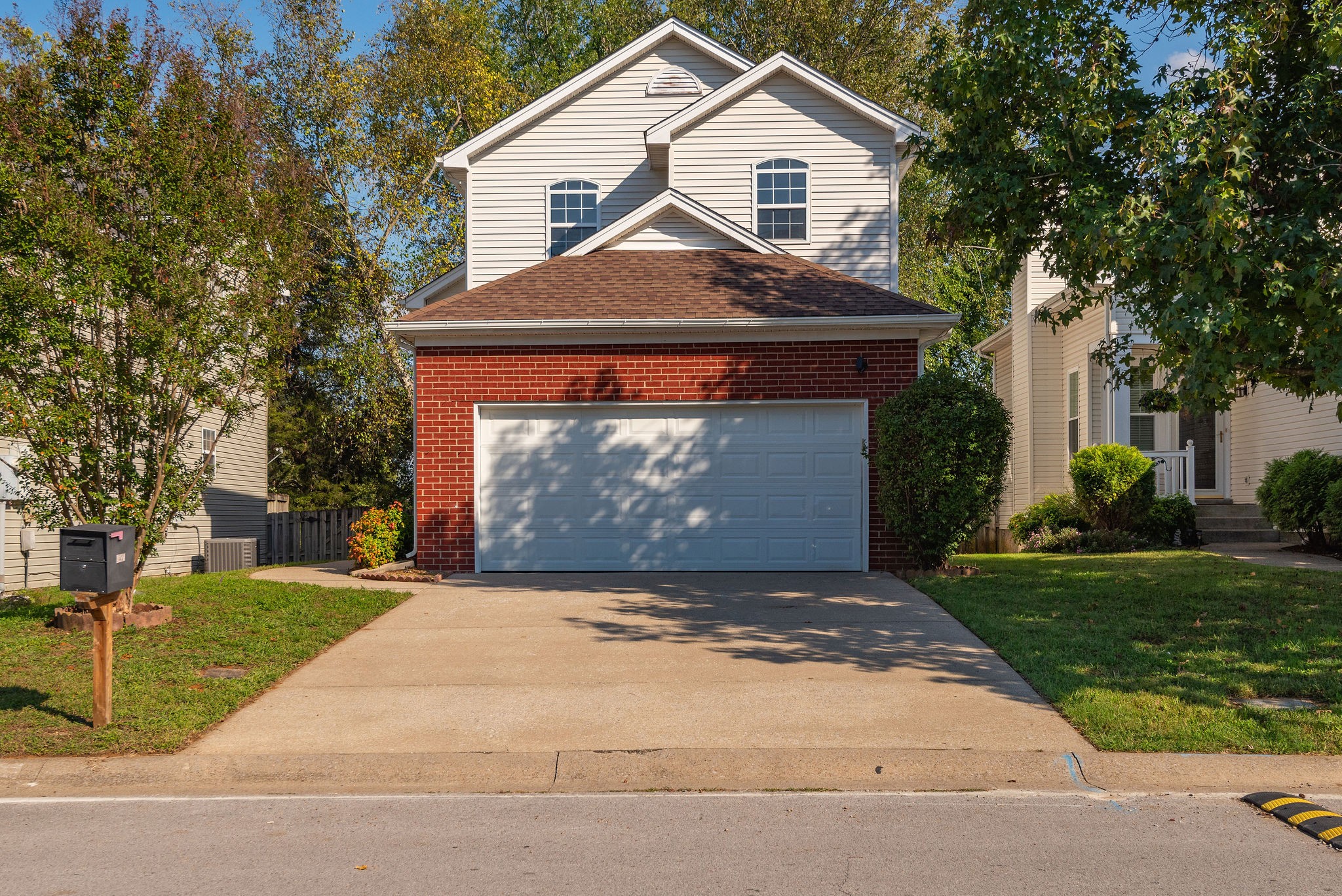 Chesney Glen Dr, Hermitage, TN 37076