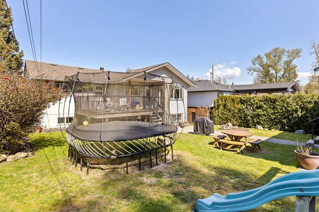 8270 19 Th Avenue, House other with 4 bedrooms, 2 bathrooms and 2 parking in Burnaby BC | Image 37