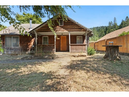 624 Tunnel Rd, Glendale, OR, 97442-9708 | Card Image