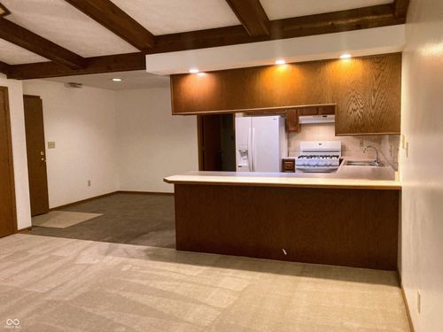 unit-d-1155 Paradise Ct, Greenwood, IN, 46143-2111 | Card Image