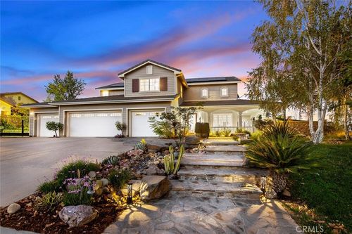 30433 Hidden Valley Ct, Castaic, CA, 91384-3251 | Card Image