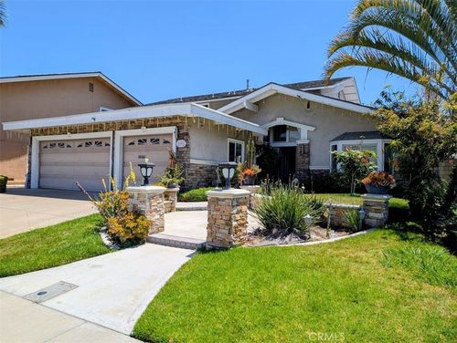 16576 Mount Todd St, Fountain Valley, CA, 92708-2443 | Card Image