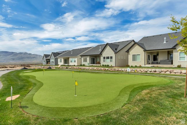 View of property's community with a mountain view | Image 41