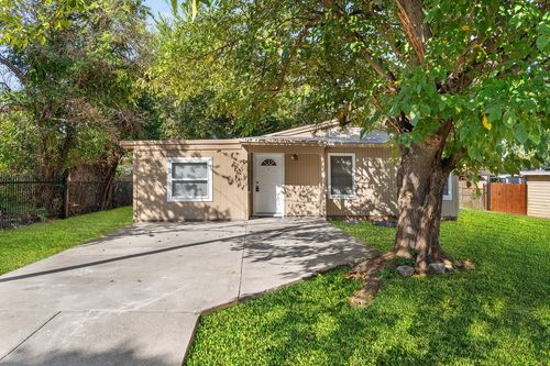 1240 Hodgson St, Fort Worth, TX, 76115-4231 | Card Image