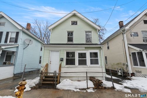 39 Arthur St, New Haven, CT, 06519-2415 | Card Image