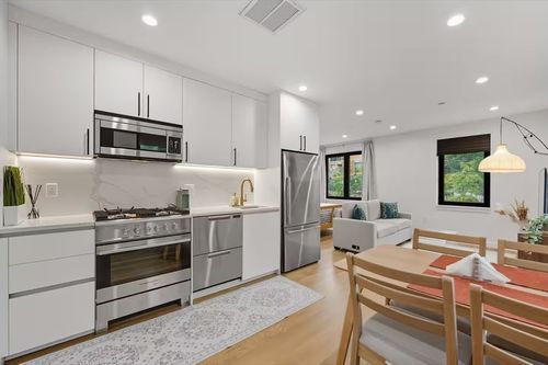 3-1618 Beacon Street, Brookline, MA, 02446 | Card Image