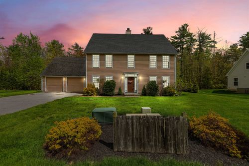 5 Blue Heron Dr, Dover, NH, 03820-9126 | Card Image