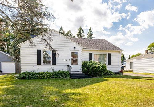 421 17th St, Cloquet, MN, 55720-2203 | Card Image