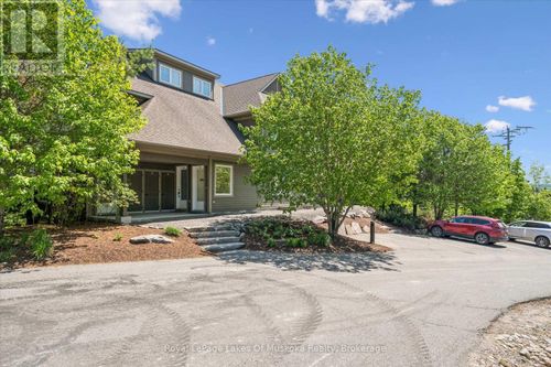 101-1 Tree Tops Lane, Huntsville, ON, P1H0B8 | Card Image