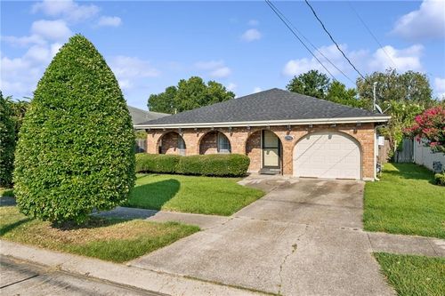 2709 Metairie Ct, Metairie, LA, 70002-6313 | Card Image