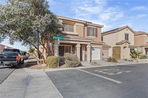 6786 Travertine Ln, Las Vegas, NV, 89122-8378 | Card Image