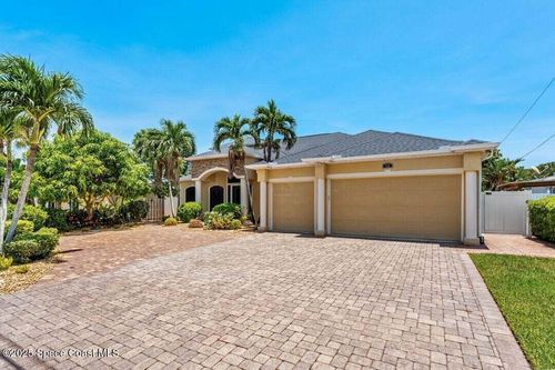 115 Chipola Rd, Cocoa Beach, FL, 32931-2603 | Card Image