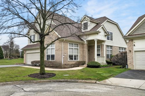 2072 Inverness Dr, Vernon Hills, IL, 60061-4532 | Card Image