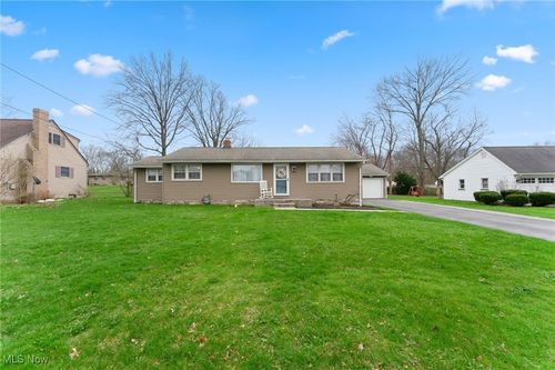 26 Deeringwood Dr, New Middletown, OH, 44442-9417 | Card Image
