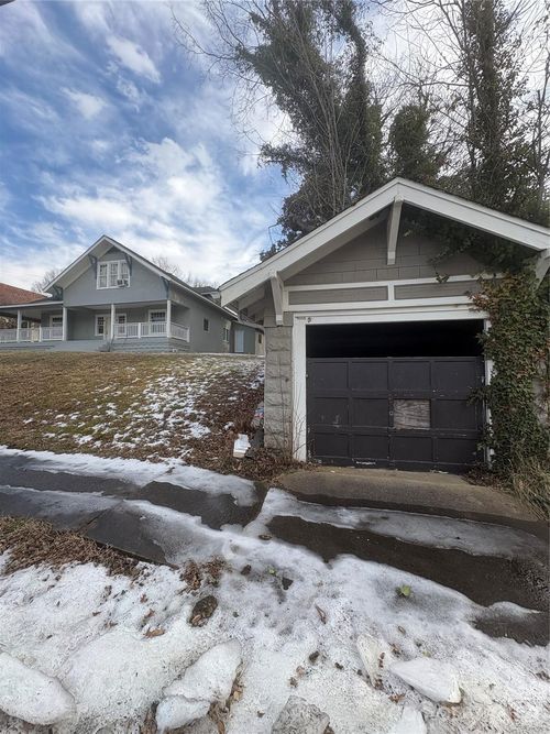 1101 College Ave Sw, Lenoir, NC, 28645-5448 | Card Image