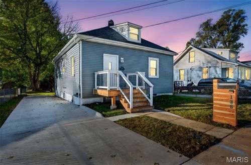 136 W Etta Ave, Saint Louis, MO, 63125-2049 | Card Image