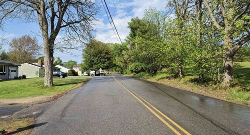 110 Tuttle Ln, Greenland, NH, 03840-2346 | Card Image