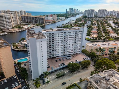 apt-709-137 Golden Isles Dr, Hallandale Beach, FL, 33009-5810 | Card Image
