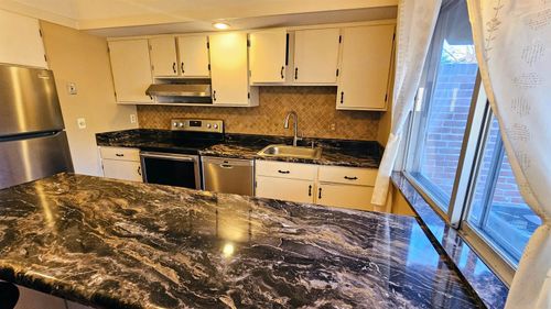 1212-1212 Bristol Dr, Memphis, TN, 38119-5147 | Card Image